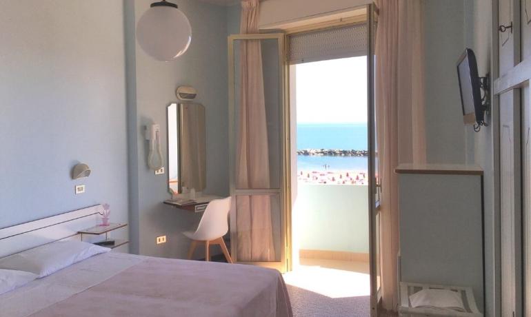 hotelgraziella fr offre-speciale-rimini-wellness-a-l-hotel-a-torre-pedrera 007